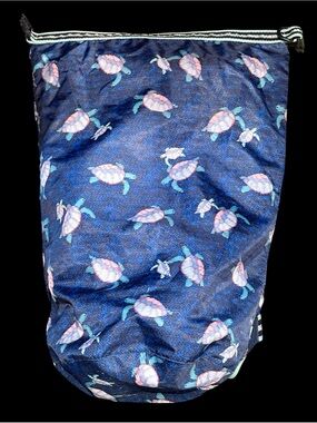 Vera Bradley ReActive Roll/Clip Closer Wet Bag Sea Turtles Coral Navy Blue Beach